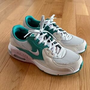 Nike Air Max Excee Pure Platinum Doll 2002